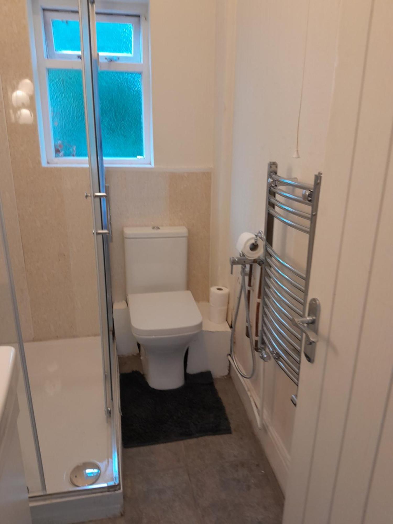 Large Room Near Singleton Hospital Ensuite R6 斯旺西 外观 照片